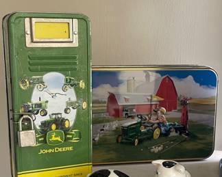 MORE VINTAGE JOHN DEERE TINS, VINTAGE PIG SALT & PEPPER SHAKERS