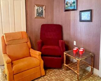 RECLINERS, MCM BAMBOO GLASS TOP ACCENT TABLE