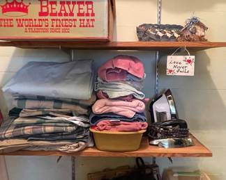 VINTAGE PURSES, LINENS
