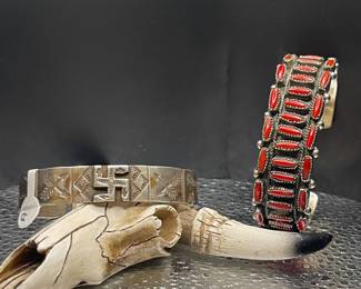 VINTAGE NATIVE AMERICAN WHIRLING LOGS CUFF BRACELET, STERLING AND CORAL CUFF