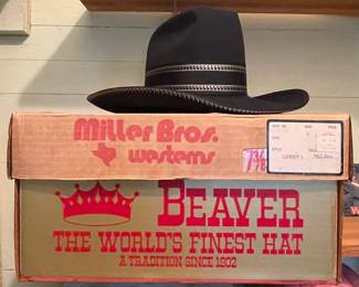 VINTAGE COWBOY HAT