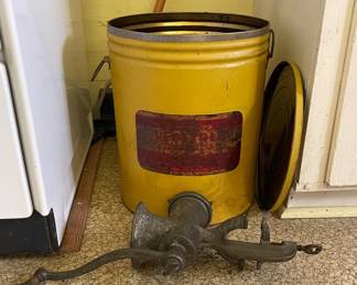 VINTAGE MEAT GRINDER
