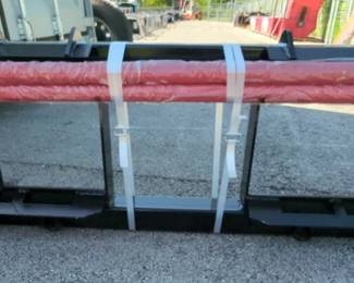 2026 GIYI GY-BF47 Skid Steer Bale Fork, Unused 