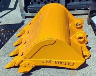 2026 GIYI CAT305 Excavator Bucket, Unused