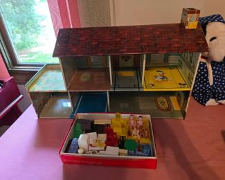 VINTAGE MARX 1950's, WALT DISNEY MANSION TOY DOLL HOUSE TIN METAL, MICKEY MOUSE
