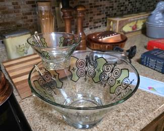 Vintage Anchor Hocking Espana Chip Dip Clip Bowl Set Mid Century Green and Black Retro 