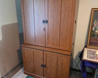 Opening cabinet desk. 