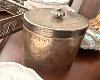 Silver Plate Lidded Sugar Bowl Ornate Finial Handle Vintage Serving Piece