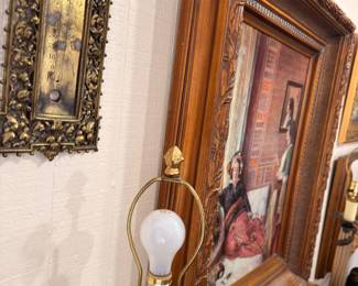 Gilt Framed Oil Paintings Wall Display Vintage Globe Bulb Lamp Antique Decor