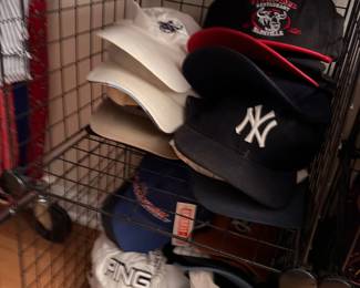 Baseball Caps Hats NY Yankees Collection Wire Rack Display Mens Accessories Lot