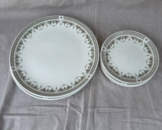 Wedgwood Metallised Bone China Set Of 10.5 Dinner Plates 6.5 Side Plates Made In England
