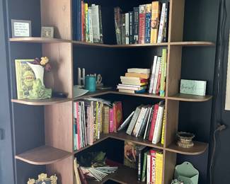 Corner bookcase