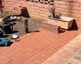 Landscaping edge blocks