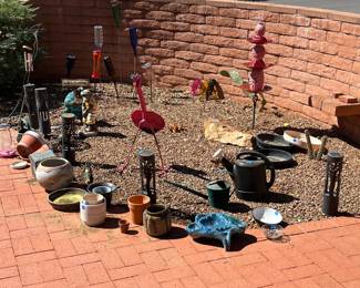 garden art and pots