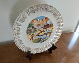 Scenic South Dakota Souvenir Plate with Gold Trim