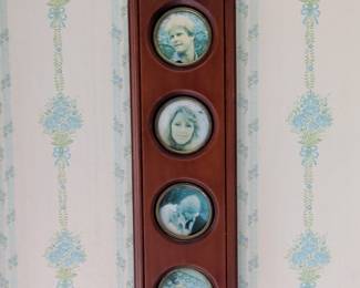 Vintage Wood Multi-Photo Frame with Four Oval Portraits