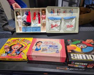 Vintage Barbie items and carrying case and vintage games