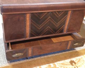 With drawer at bottom