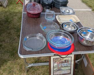 Kitchenwares including Pyrex, Revereware, and enamelware roasters