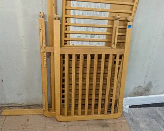 Sturdy oak crib