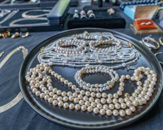 Costume pearls