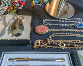 Sara Coventry Jewelry