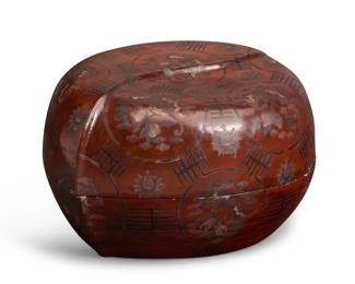1045 A Rose Tarlow Melrose House chinoiserie red lacquer peach box Late 20th century The polychrome lidded box in the form of a peach, incised and painted with bat motifs 12.5" H x 24" W x 18.5" D Estimate: $300 - $500