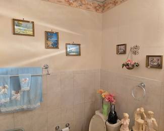 bathroom art