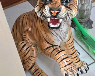 large Capodimonte porcelain tiger 