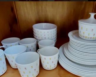 Corning Centura "April Tulip" pattern dishes from the 1970s