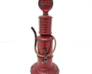 Vintage/ Antique Cast Iron Gas Pump Still Bank Red With Hose