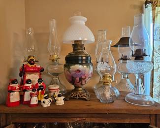 Black Americana, oil lamps