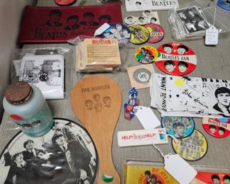 Beatles pinbacks memorabilia