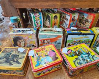 Vintage lunchboxes