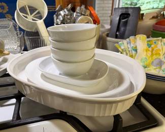 Corningware tableware 