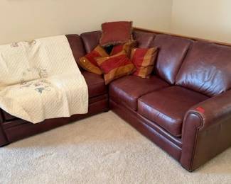Nice leather sectional. Clean and in great shape. 