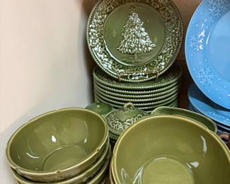 Cracker Barrel Peace and Earth Christmas Tree plates