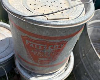 Falls City Vintage Minnow bucket made of galvanized steel