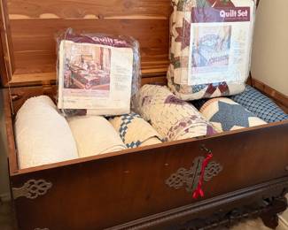 Cavalier Cedar Chest with key. Stunning!!! 