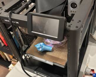 3-D printer with supplies