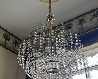 Chandelier 