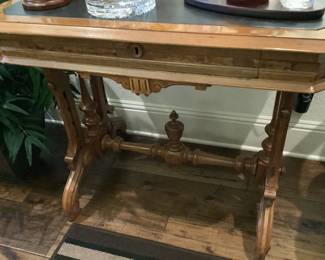 Victorian leather top library desk/game table 36WX 23DX30 H