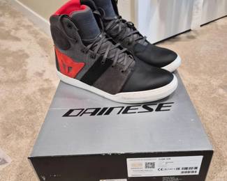 Dainese York Air Motorcycle Shoes – Men’s Size 13