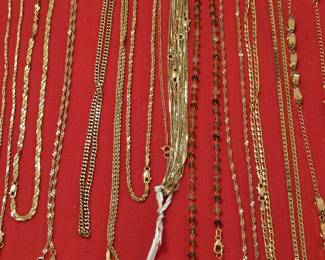 Assorted Gold chains 