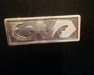 Sterling pin 