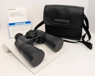 BB044 Olympus Binoculars with Case