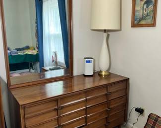 rare, 4-piece vintage MCM bedroom suite by Robinson of Detroit