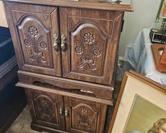 Multiple end tables 