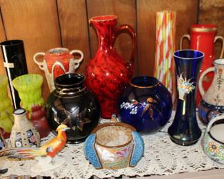 Art Glass Vases, Czech Pottery, Egyptian Pottery, Chelsea Bird Figurie, Lady Dux Figurines