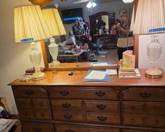 Dresser with mirror. Also crystal lamps.